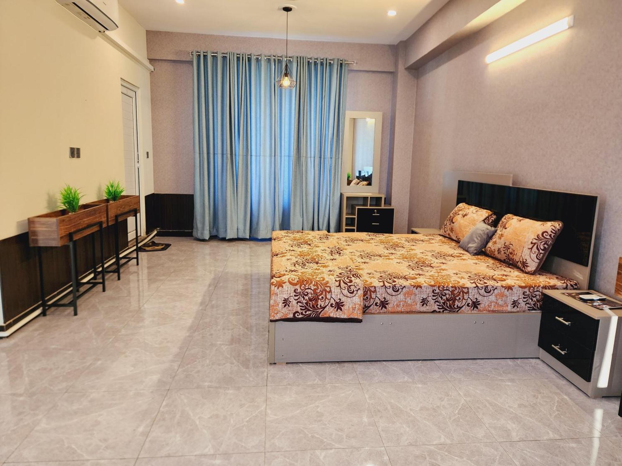 Motorway Majesty Suites Islamabad - Near Islamabad International Airport And Motorway מראה חיצוני תמונה