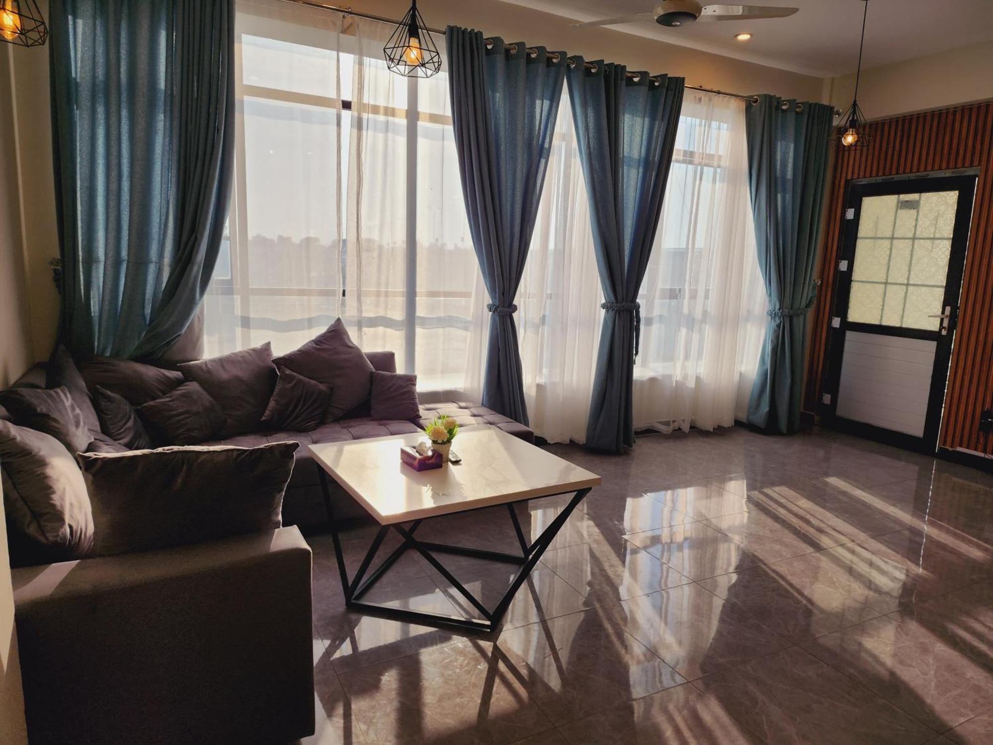 Motorway Majesty Suites Islamabad - Near Islamabad International Airport And Motorway חדר תמונה