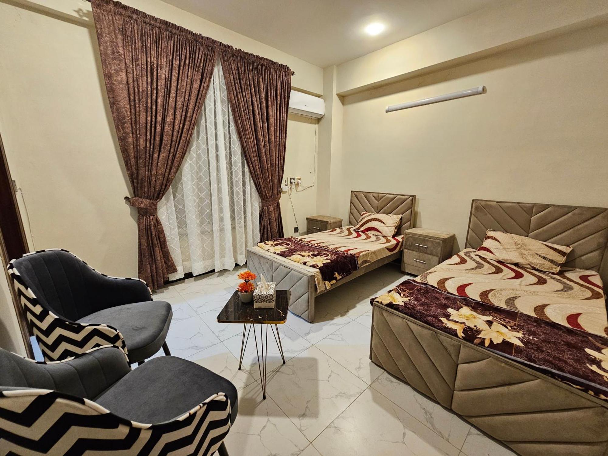 Motorway Majesty Suites Islamabad - Near Islamabad International Airport And Motorway חדר תמונה