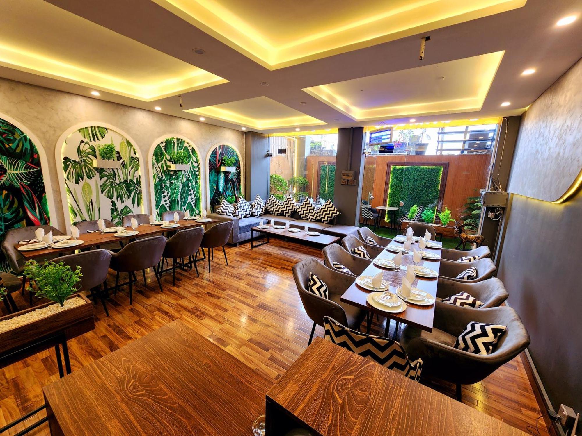 Motorway Majesty Suites Islamabad - Near Islamabad International Airport And Motorway מראה חיצוני תמונה